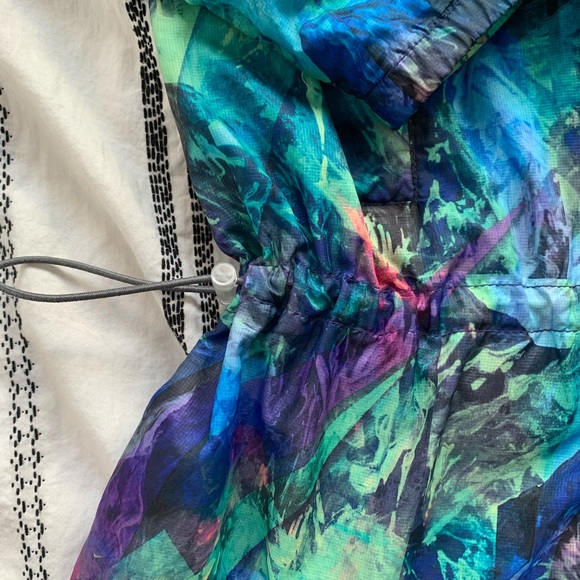 ASICS Studio windbreaker - Picture 4 of 7